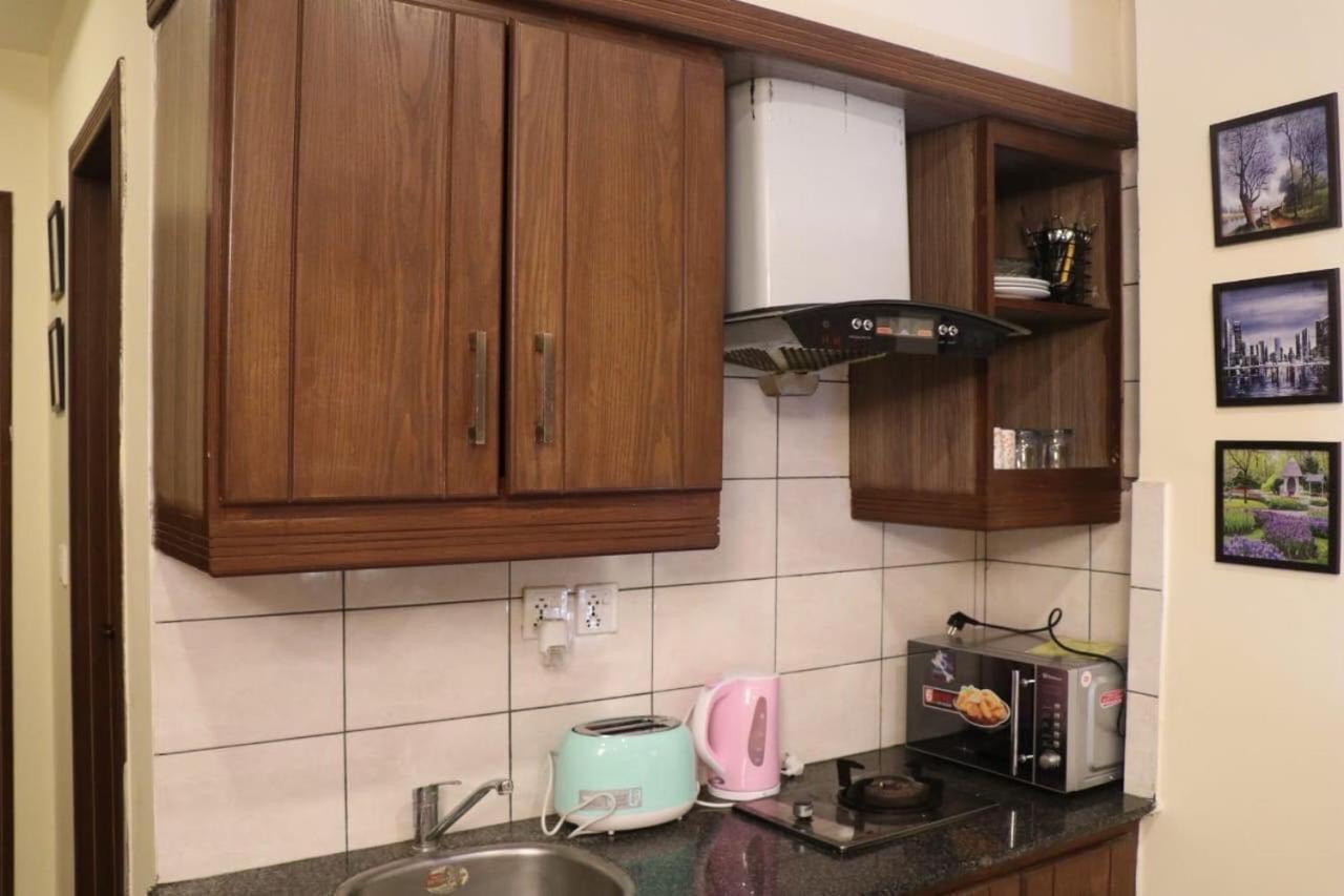 Cozy Studio Apartment In Bahria Town Rawalpindi Extérieur photo